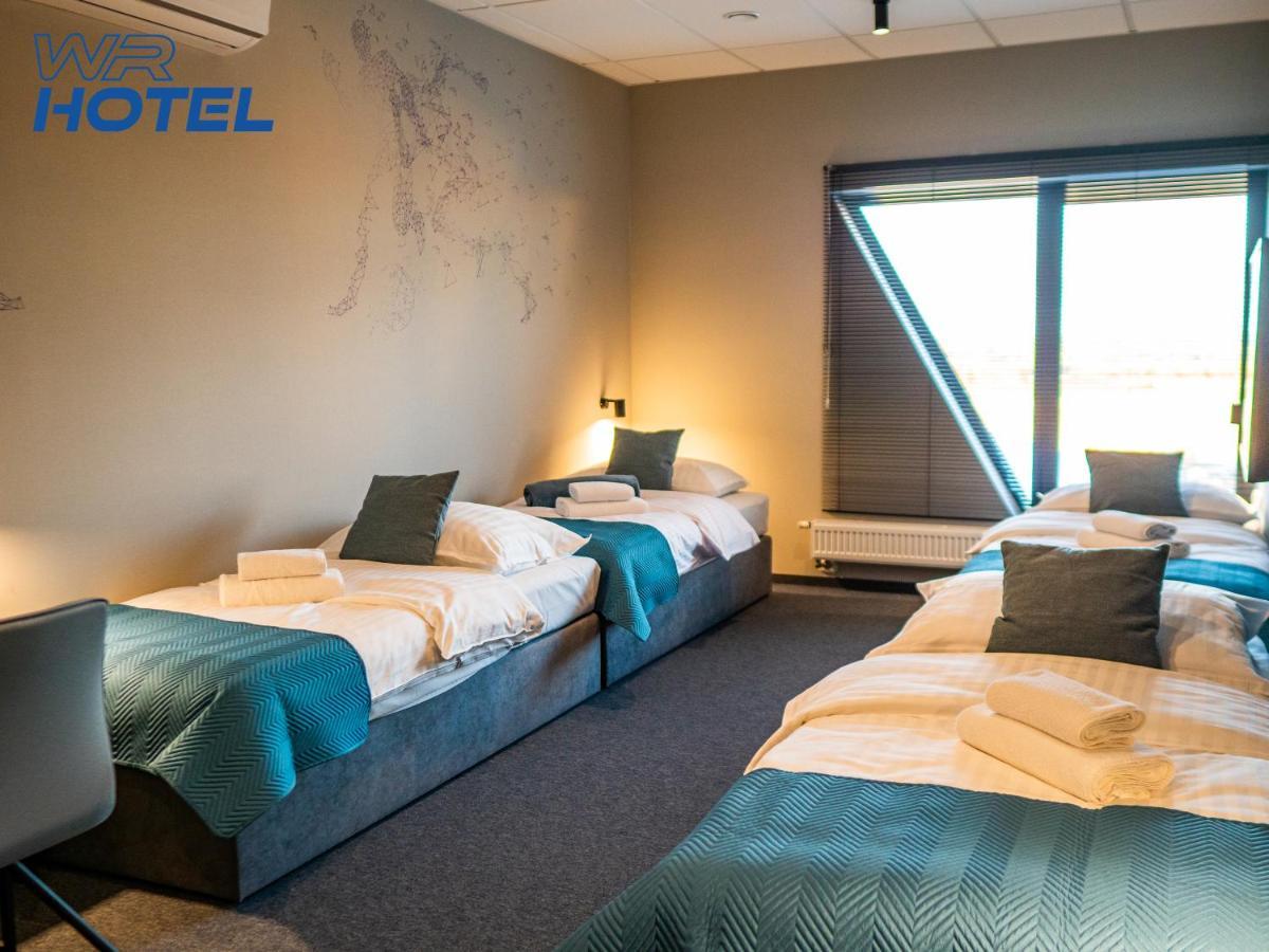 Wr Sport Hotel & Spa - Centrum Sportu I Rozrywki Свільча Екстер'єр фото
