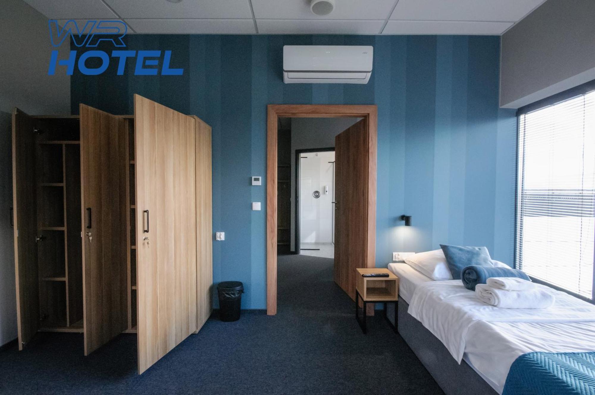 Wr Sport Hotel & Spa - Centrum Sportu I Rozrywki Свільча Екстер'єр фото
