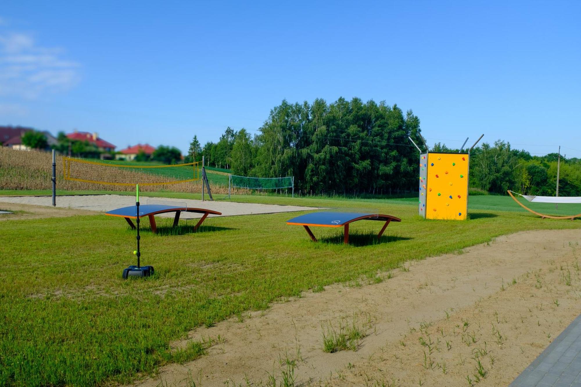 Wr Sport Hotel & Spa - Centrum Sportu I Rozrywki Свільча Екстер'єр фото